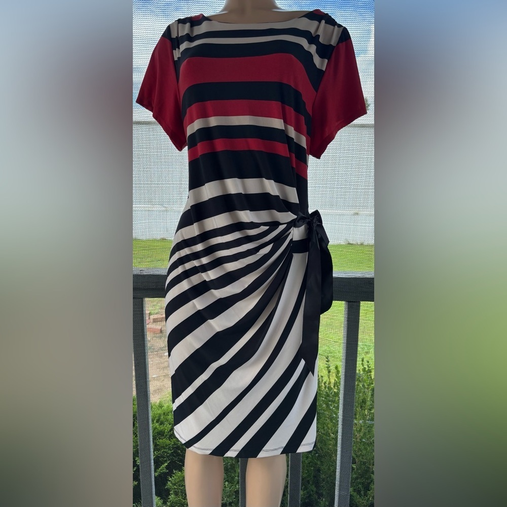 Shelby & Palmer Black and White Asymmetrical Sheath Dress